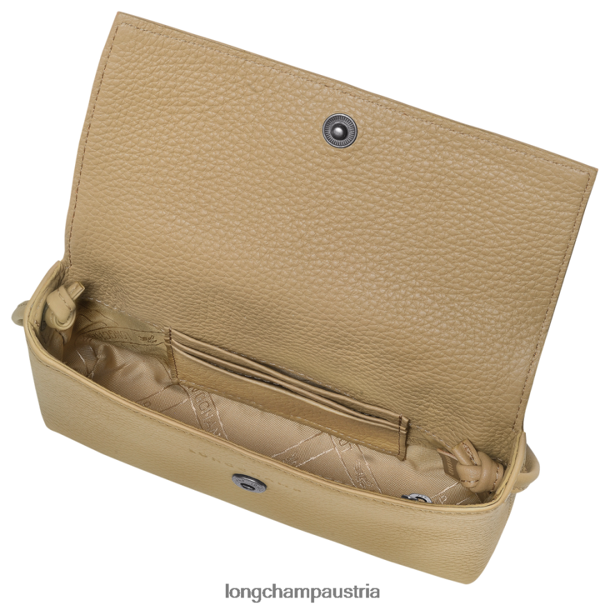Lederwaren bei Longchamp Frauen Roseau Essential Clutch Beige 2008BJ10